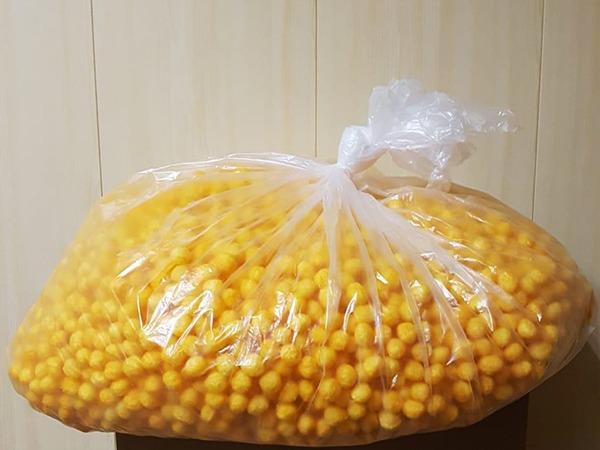 Кукурузные шарики со вкусом сыра в Дзержинском