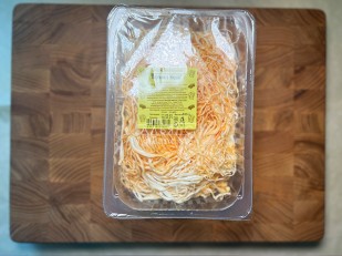 Арахис: Сыр Чечил паутинка (икра красная)  500 гр.